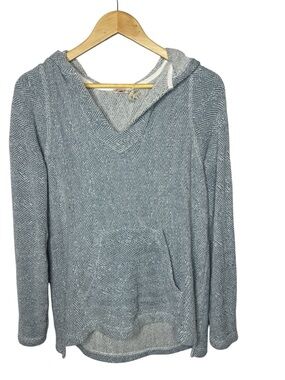 Faherty Whitewater Hoodie Lightweight Knit Pullover in Light Blue. Size Medium.